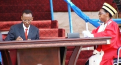 kagame-swearing-2010-2sm