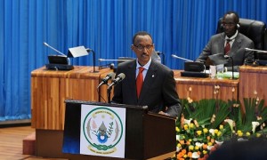Paul Kagame afungura inama y'umushyikirano 2011